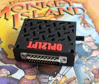 Boîtier pour l'OPL2LPT