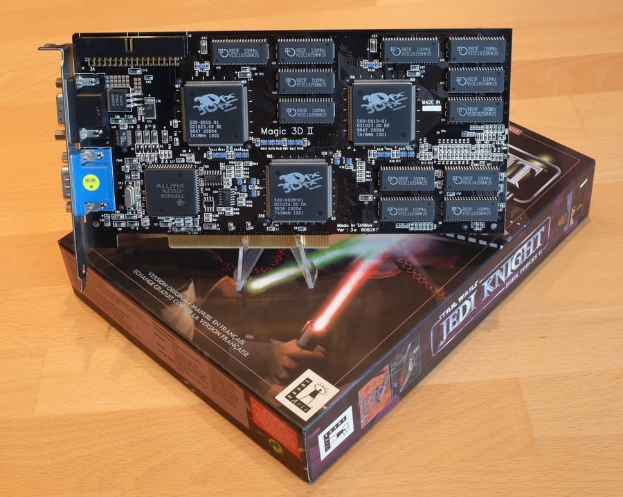 3dfx Voodoo 2 Magic 3D II au-dessus d'une boîte "Jedi Knight: Dark Forces II"