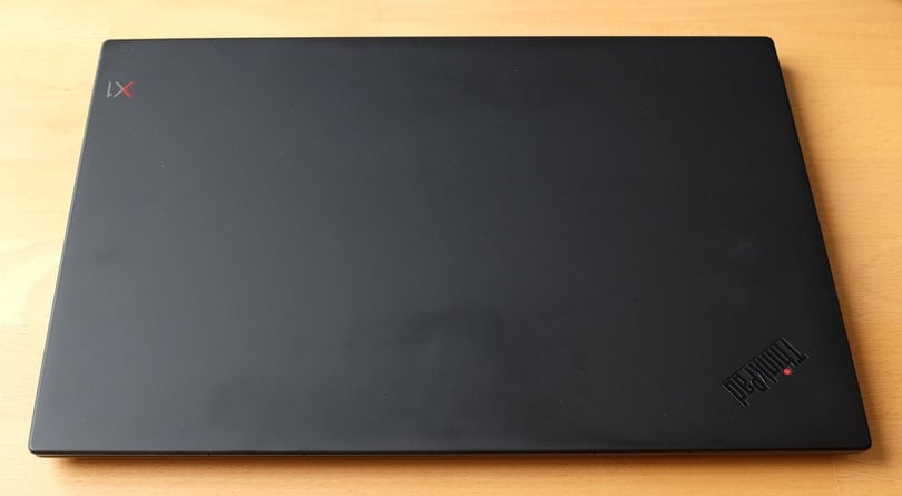 Le ThinkPad X1 Carbon 7th Gen avec le capot
fermé